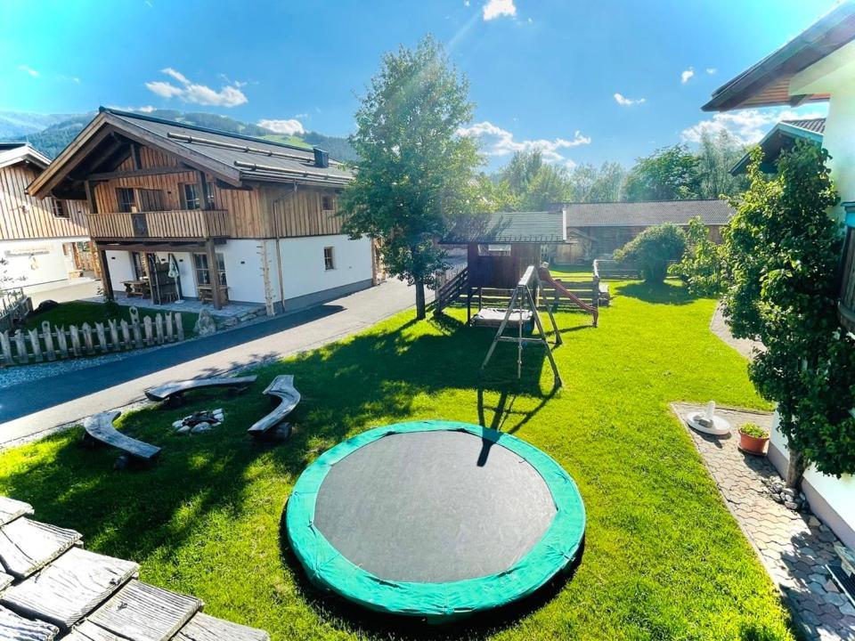 Sieglhub Chalets - Appartements - Hotel Флахау Екстериор снимка