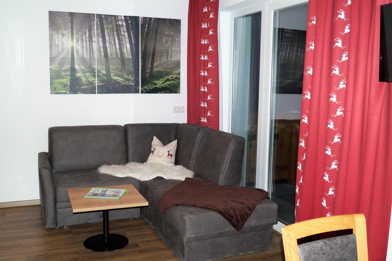 Sieglhub Chalets - Appartements - Hotel Флахау Екстериор снимка